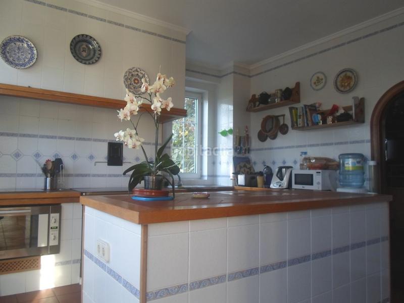 Foto 0ee30ab6-32d7-477c-9dcf-9061bcc8f8ec. Casa chalet independiente en venta en la mina en Arce Piélagos