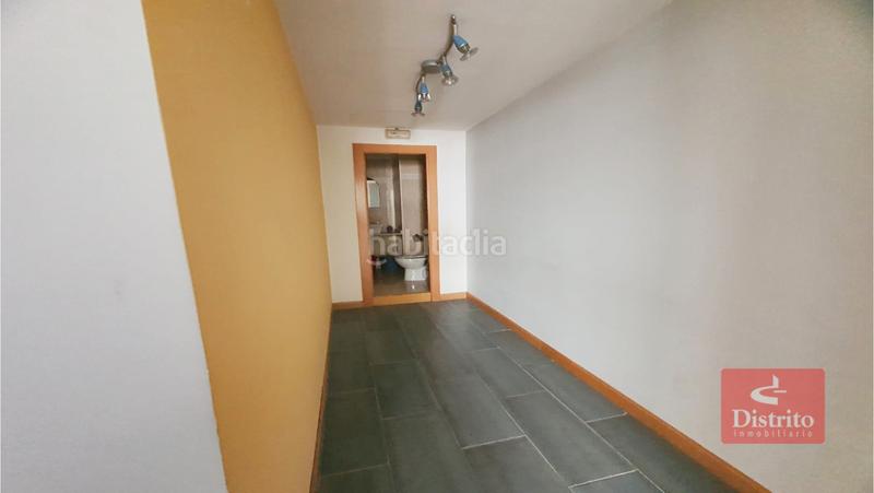 Foto a7b21cb0-157b-40d1-9624-f5d606fecc6d. Oficina  de 90 m en calle san fernando en Numancia - San Fernando Santander