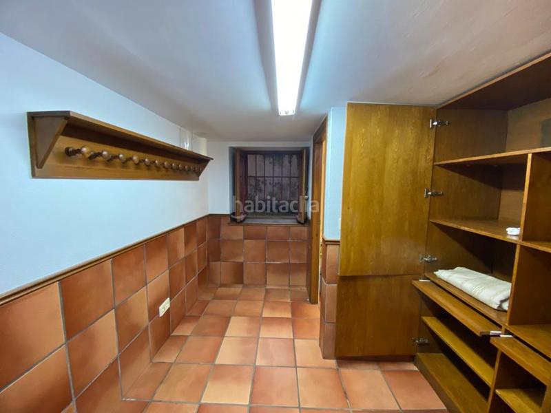 Foto f0cf66a0-4585-4b45-a5d0-3834735fcb38. Local comercial a Puerto Chico Santander