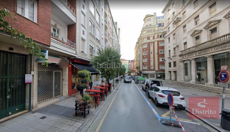 Foto 4985a6b6-71fe-42c4-8037-d22037276560. Alquiler local comercial local en alquiler en calle rualasal en Santander