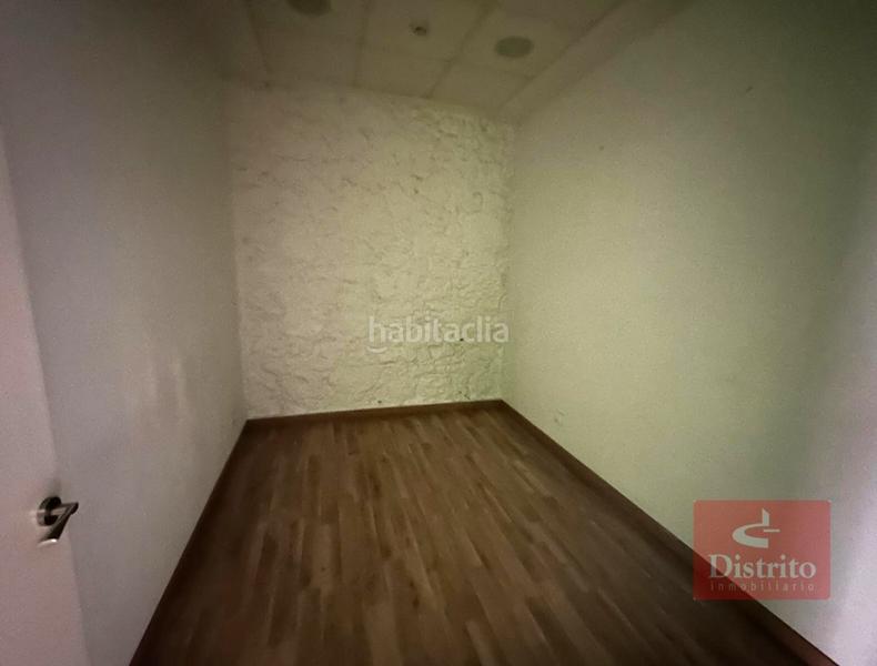 Foto 43ed8888-9185-4d19-bd0c-ca00aaf16488. Lloguer local comercial a Puerto Chico Santander