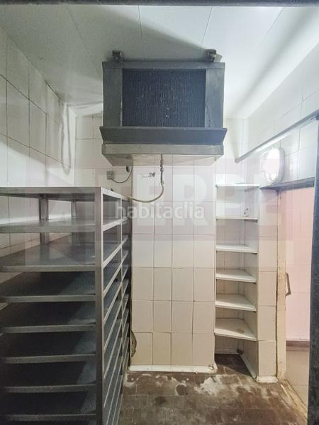 Foto d4fdf57d-94aa-4fa2-93a8-c0a471b73fbf. Location local commercial dans Beraun - Pontika Errenteria