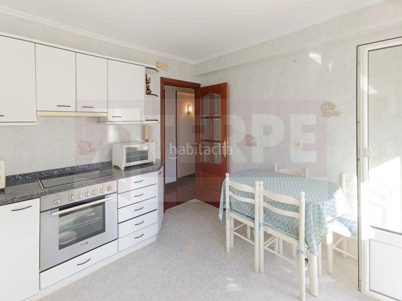 Foto d03ad708-78b1-475d-ae0f-e98fbb9dd6d4. Etagenwohnung mit heizung in Centro Errenteria