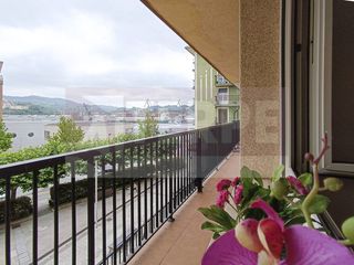 Flat  Lezo-bide kalea. Pasaidonibane. vivienda con balcón al sur, vistas despejadas y