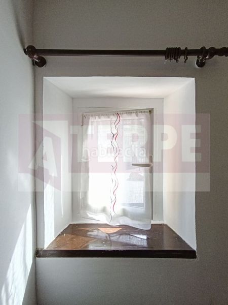 Foto 3b243bd6-9df8-43df-a6af-a46714a769c2. Pis a Pasaia