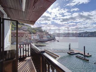 Etagenwohnung  Donibane kalea. Vivienda con encanto marinero en el corazón de pasai donibane