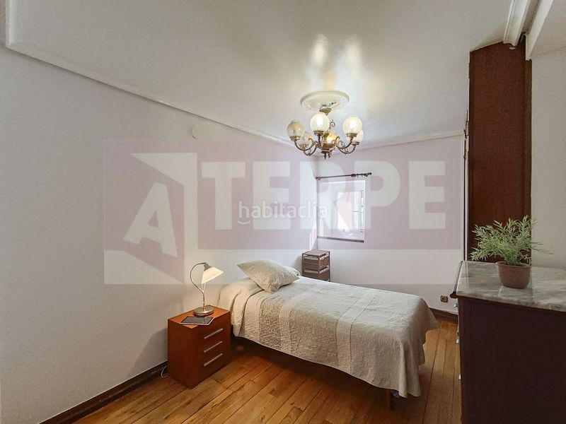 Foto a52e296c-6cc6-42b0-8492-e88a7e7f8584. Pis a Pasaia