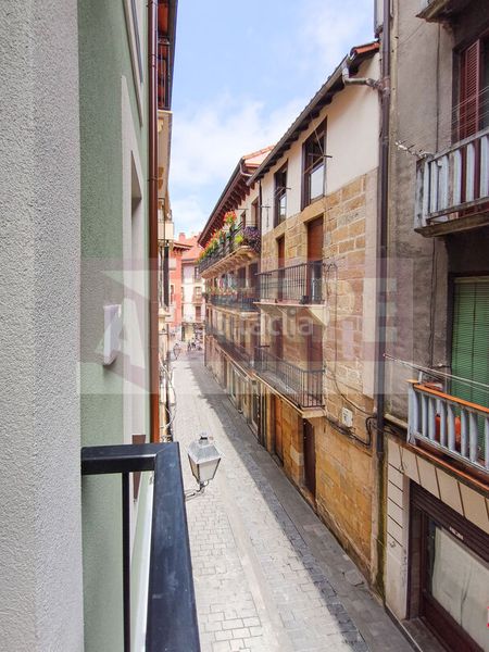 Foto 5fde7151-5017-462c-803b-ea547a233d1b. Pis a Centro Errenteria