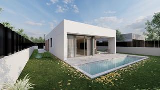 Residential Plot in Migjorn. Parcela y casa de obra nueva en la exclusiva zona de golf reus a