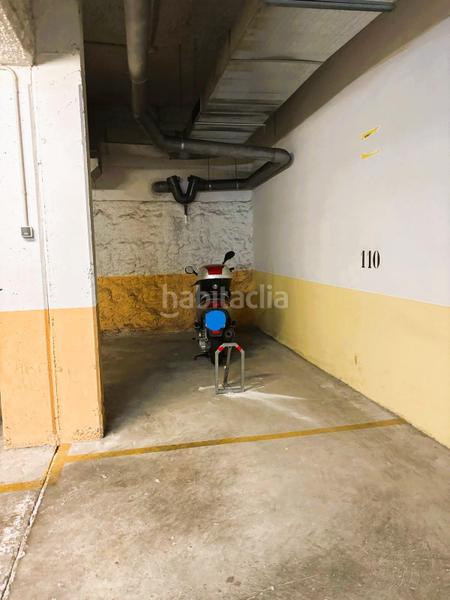 Foto 993f4b33-908b-4717-91ce-7dc69ec42903. Aparcament cotxe a Ponent Reus