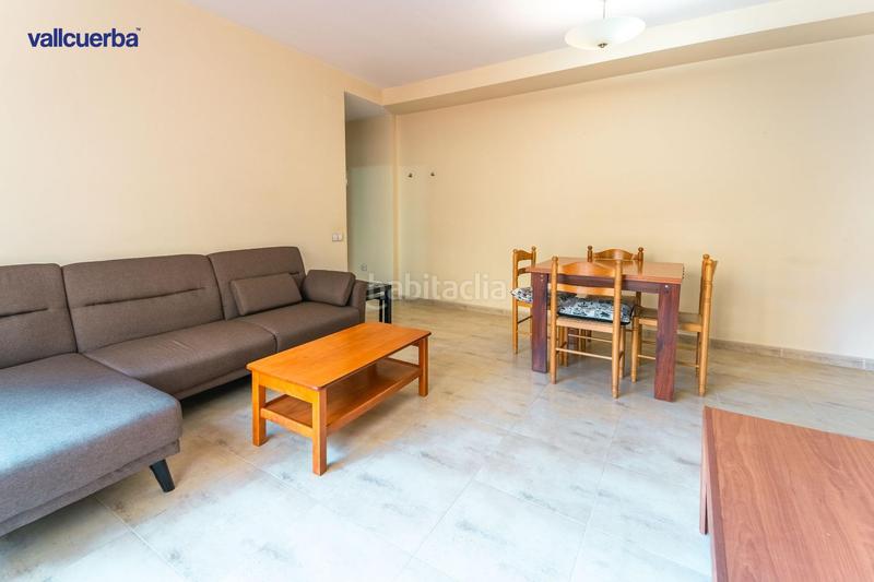 Foto 23579f54-6d20-4b8b-a44e-3b8fc77f7c07. Piso  con gran terraza, parking y trastero a un paso del centro en Reus