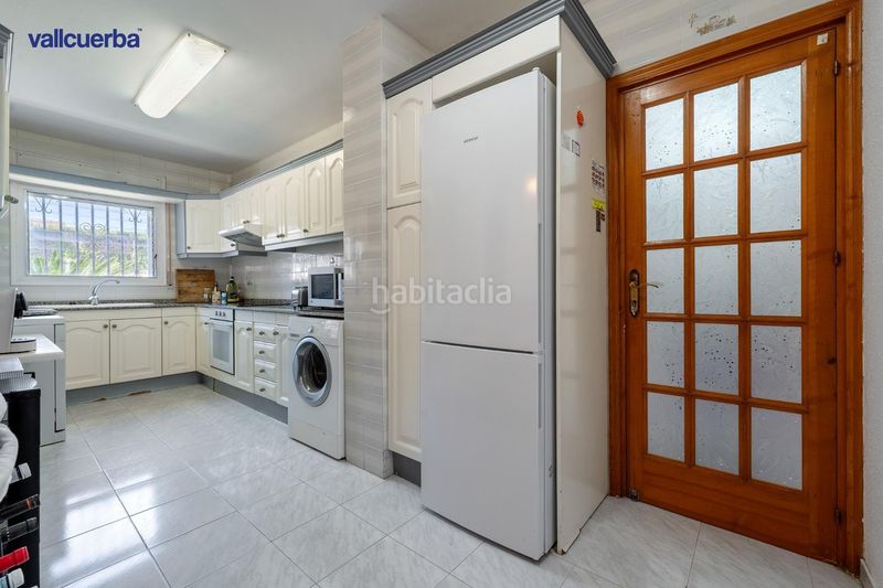 Foto b6df4cc8-a9d6-4712-b45b-41c9bf693bbe. Casa aparellada amb calefacció aparcament piscina a Cambrils