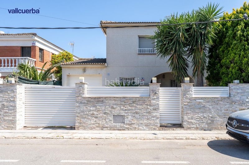 Foto dc514448-fc3e-4c45-9066-b20da394ac76. Casa aparellada amb calefacció aparcament piscina a Cambrils