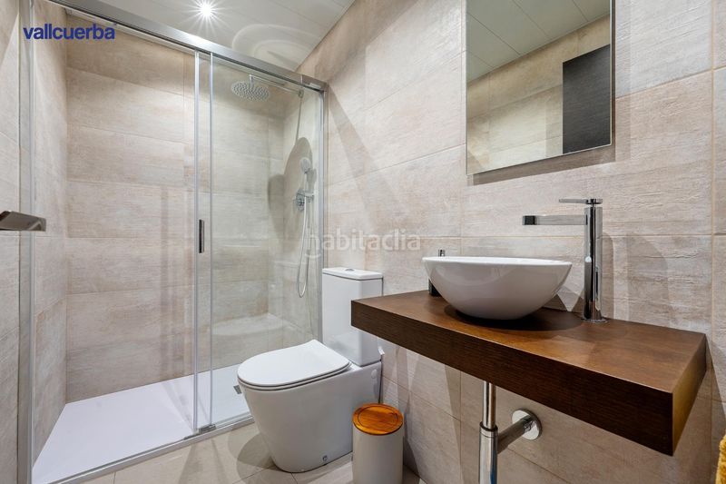 Foto 556771ef-ad01-4d76-bb0d-93b91e00f937. Casa adossada amb calefacció aparcament piscina a Reus