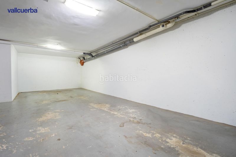 Foto 57ad5ca2-b7ab-49d8-9c76-3dd9dc880e52. Casa adossada amb calefacció aparcament piscina a Reus