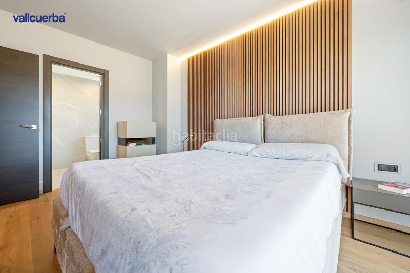 Foto c21cf263-7a3d-4201-a340-9ea95b43a25f. Casa adossada amb calefacció aparcament piscina a Reus