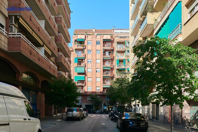 Foto 94635e2b-381d-4ecc-88aa-a46515b84fe8. Pis amb calefacció a Barri de les Corts Barcelona