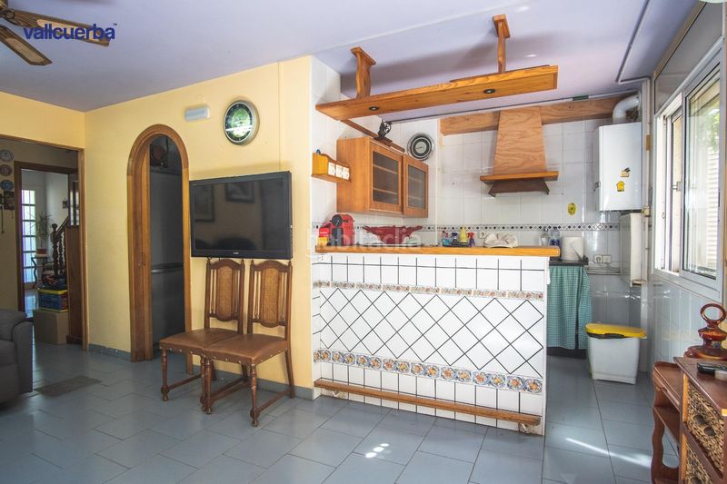 Foto 92ae3d8b-8fe2-42ba-bfa8-e9e440a530f5. Casa adossada amb calefacció aparcament piscina a Reus