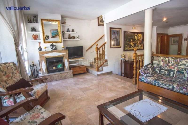 Foto a9539026-64e6-4837-8cec-706cbfca2d28. Casa adossada amb calefacció aparcament piscina a Reus