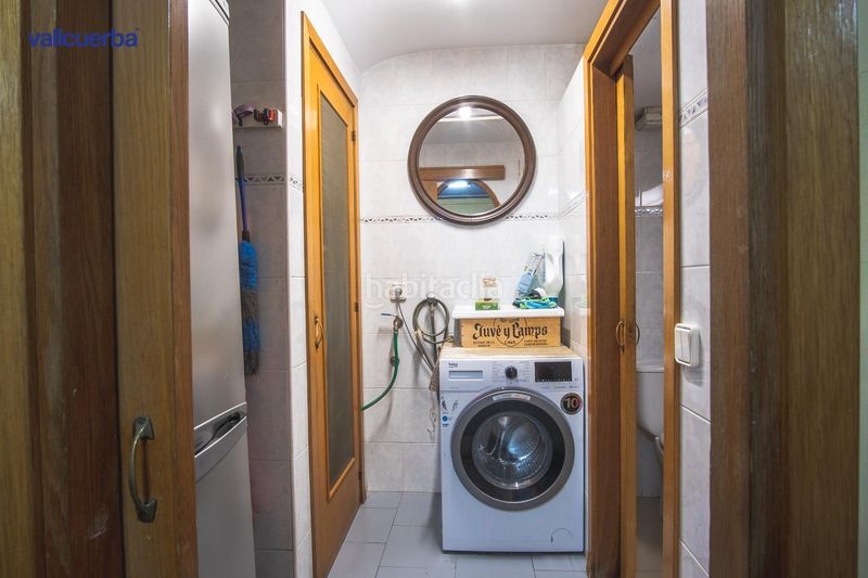 Foto d9d8d6df-84cc-452f-a295-e85aab1727ab. Casa adossada amb calefacció aparcament piscina a Reus