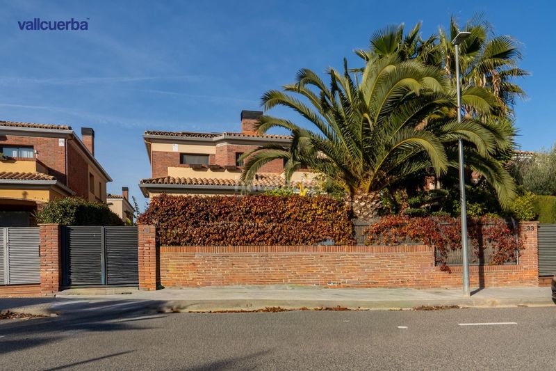 Foto 0d3f421d-d975-4766-af66-b3de68c3194b. Casa aparellada amb calefacció aparcament piscina a Cambrils