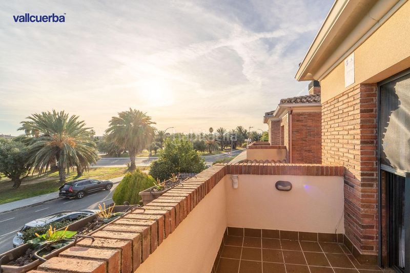Foto 80e68825-f395-402a-8ab0-13587cbaceae. Casa aparellada amb calefacció aparcament piscina a Cambrils