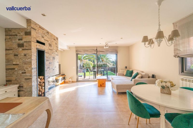 Foto ccd063ad-8fa2-4c7e-907d-048fee95ddcf. Casa aparellada amb calefacció aparcament piscina a Cambrils