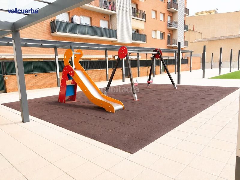 Foto 415dda69-7a95-423c-bd6b-36324fe00e1d. Pis amb calefacció aparcament piscina a Ponent Reus
