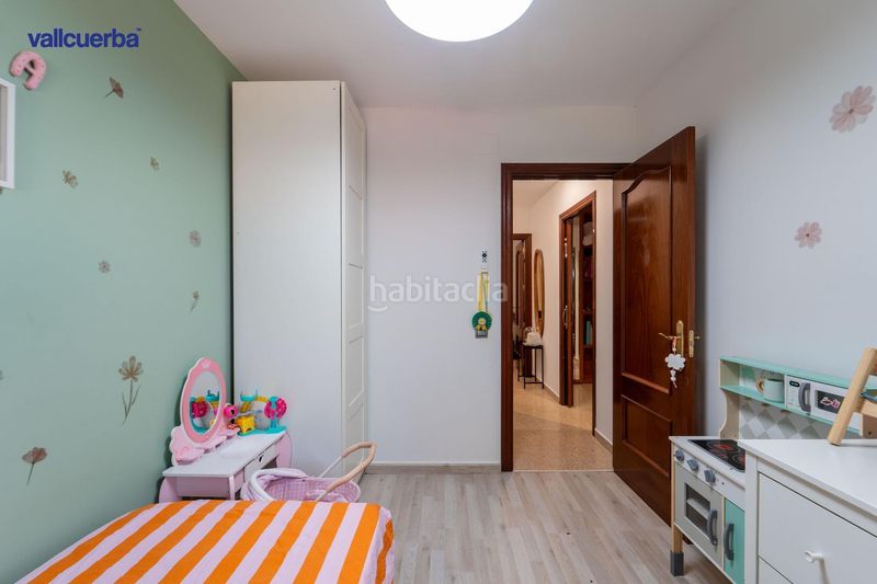 Foto 5590d1b2-8326-4167-a8d5-2c9db00fc639. Planta baixa amb calefacció aparcament a Mestral Reus
