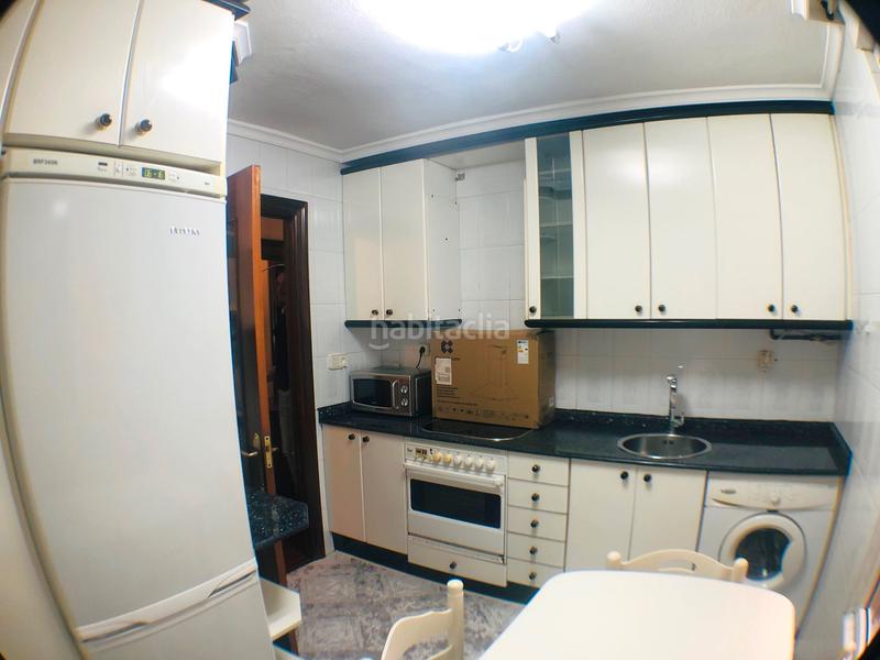 Foto 60ae5712-a378-4600-b490-f49d9fd9d6a1. Appartamento con parcheggio in Maliaño Camargo