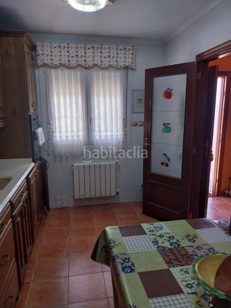 Foto 52abdd1b-5cee-4547-a8e6-e03e56d3d3ca. Xalet amb xemeneia calefacció aparcament a Santoña