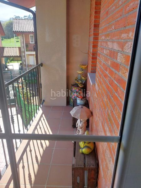 Foto a1781847-c009-416a-9b51-df3178209477. Xalet amb xemeneia calefacció aparcament a Santoña