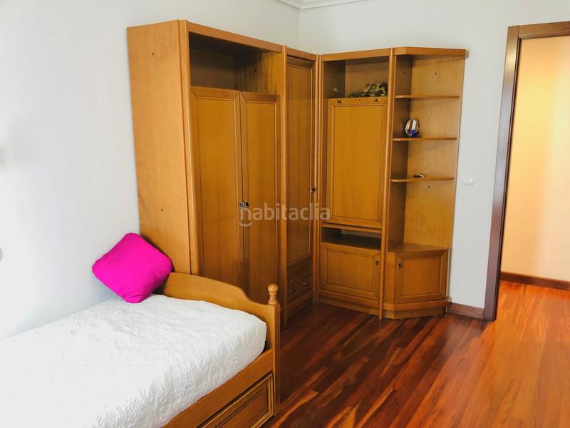 Foto d4a66424-9c8e-46ae-9d77-d2755f4f857f. Appartamento con parcheggio in Peñacastillo - Nueva Montaña Santander