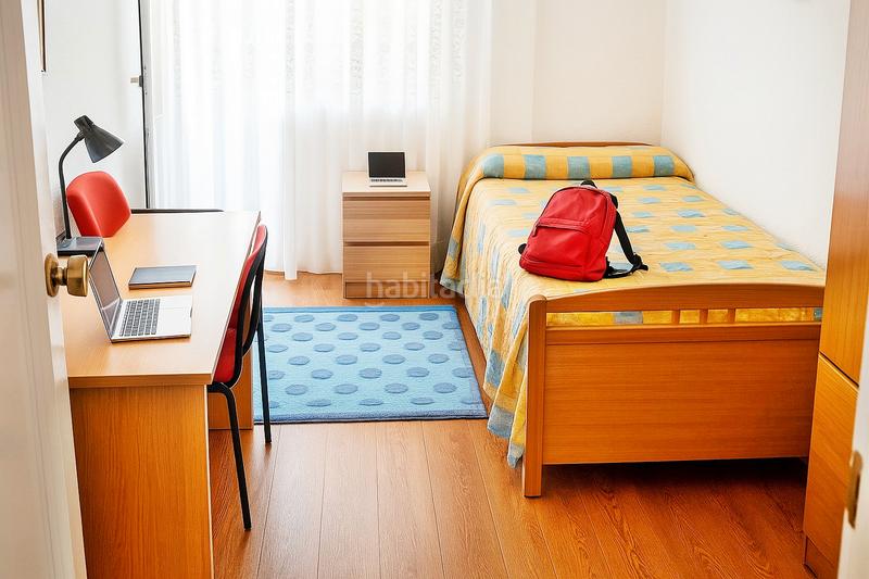 Foto 6bc9db23-82b9-4ded-974c-a0a594135dec. Location appartement avec chauffage dans Los Castros Santander