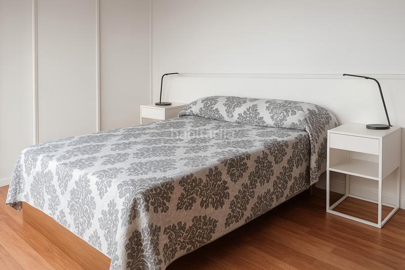 Foto 9039a617-c553-4761-b190-96d79d63c856. Location appartement avec chauffage dans Los Castros Santander