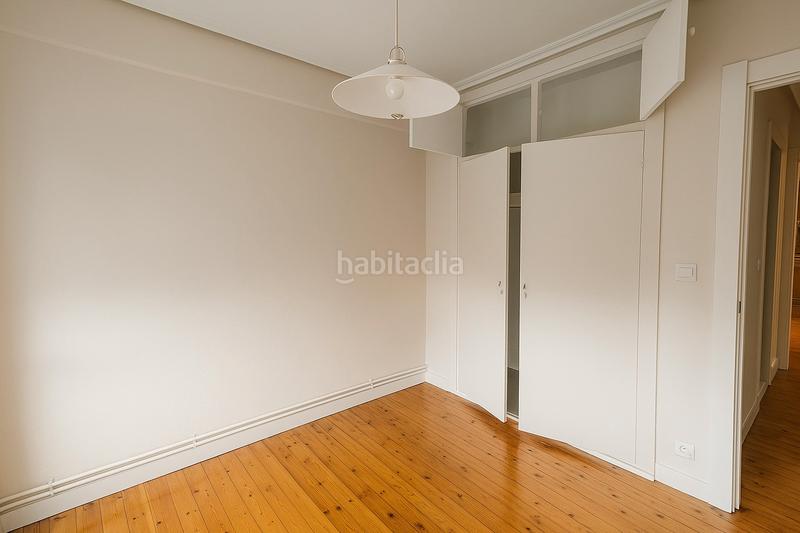 Foto b13699d5-8106-4d58-b613-74bae5411b3e. Rent flat with heating parking in Puerto Chico Santander