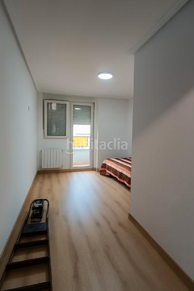 Foto b9072c14-30ba-4492-a964-195fd801b7a0. Alquiler piso en Astillero (El)