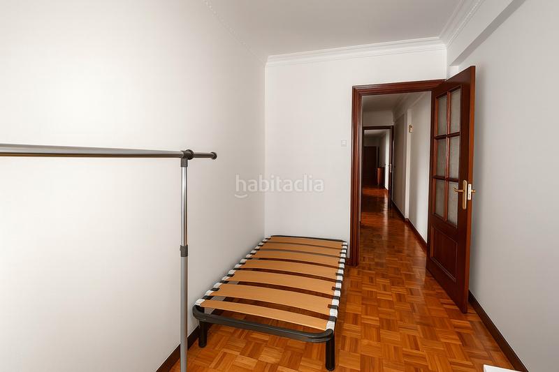 Foto e0f054d3-efa1-4a0b-803a-be70fe19c35f. Alquiler piso en Cuatro Caminos Santander