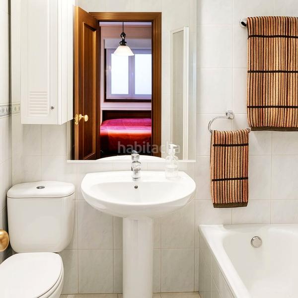 Foto a4139f26-e7ff-4395-84e3-9af8497d3ad2. Location appartement avec chauffage parking dans Los Castros Santander