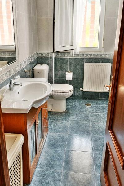 Foto 37f109b9-eaa5-4026-be6b-52456d624b10. Location appartement avec chauffage dans Los Castros Santander