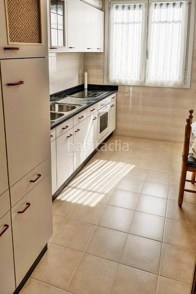 Foto 987a3f61-5b15-4c1f-b980-aaff2e3aed35. Location appartement avec chauffage dans Los Castros Santander