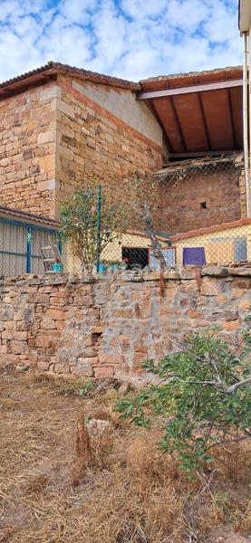 Foto bd22392c-f3af-4e8c-8801-1e2e9191df18. Maison avec parking dans Valderredible