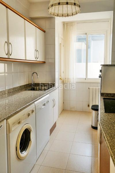 Foto 07607875-3cd7-4933-ba1d-ad5faf80a172. Location appartement avec chauffage parking dans El Sardinero Santander