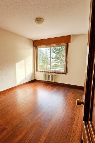 Foto 6cc3085b-458e-48ce-b3ab-c2192daae4ce. Rent flat with parking in El Sardinero Santander
