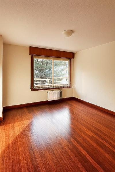 Foto 72451c1f-710c-42a1-ac36-ef3bdad971e3. Rent flat with parking in El Sardinero Santander