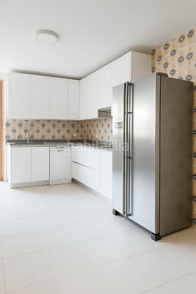 Foto 9647cae3-783b-4ea4-a189-dd529c801b80. Rent flat with parking in El Sardinero Santander