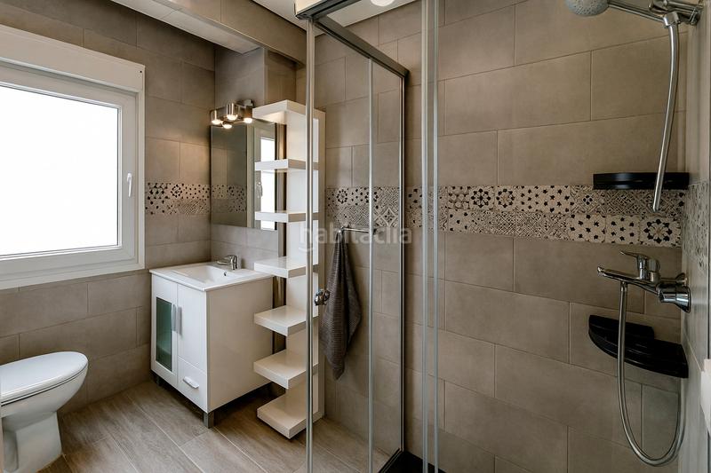 Foto b9c4107b-074a-49e0-8e83-b4b7c92cd1ec. Rent flat with heating in Cuatro Caminos Santander