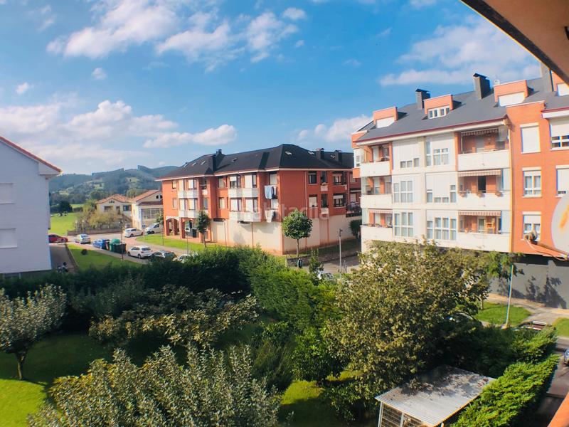 Foto 1593e149-f846-4a32-9953-79c802c2af00. Etagenwohnung mit heizung in Renedo Piélagos