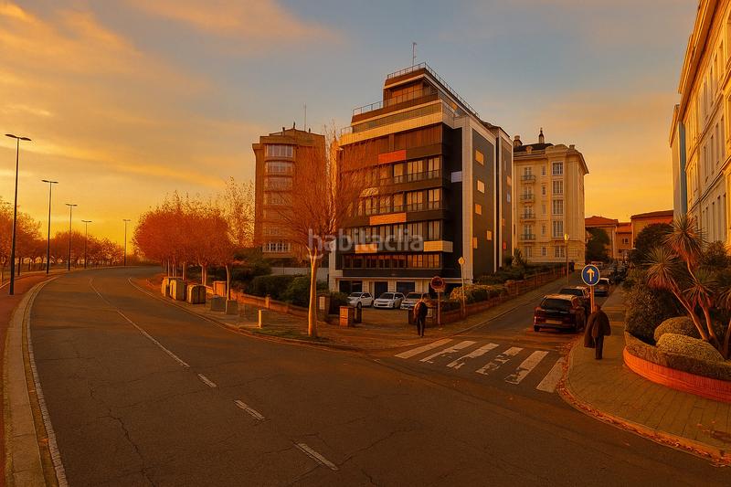 Foto 059e20b7-e252-4bfc-bab8-819dde24f5f5. Location appartement avec chauffage parking dans El Sardinero Santander