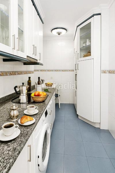 Foto f0d6d30e-6028-461a-9d30-934709c654c5. Location appartement avec chauffage dans Los Castros Santander